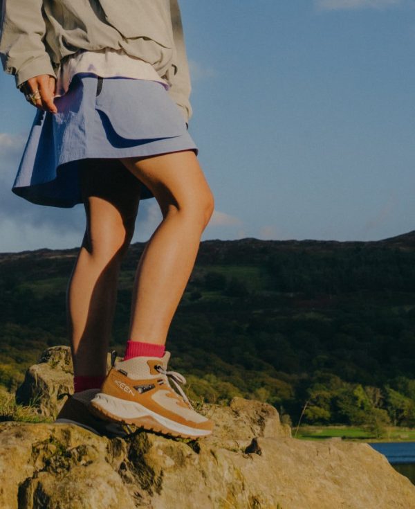 Women's Hightrail Waterproof Hiking Boot  |  Alloy/Thistle