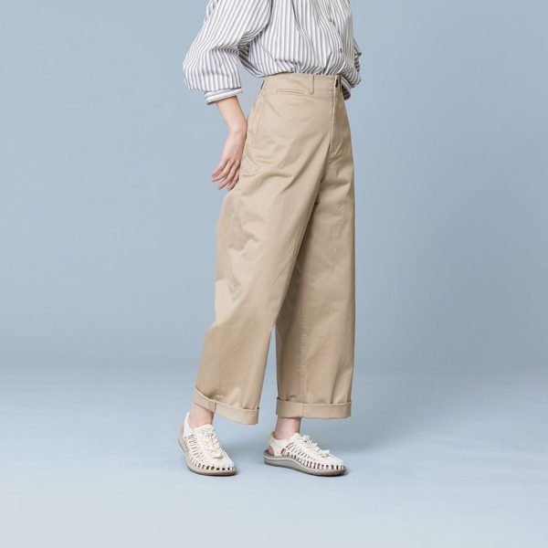 Women's UNEEK Sneaker  |  White Cap/Cornstalk