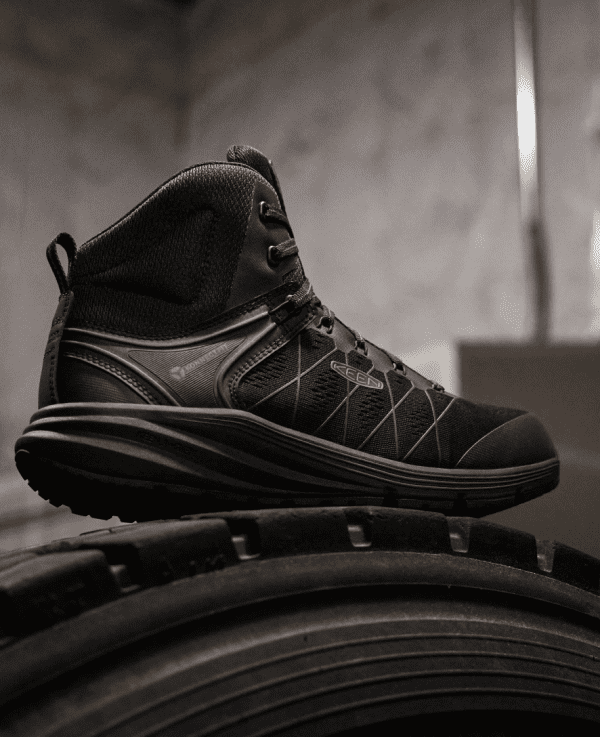 Women's Vista Energy Mid INT MET (Carbon Toe)  |  Black/Raven