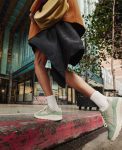 Women's KM2 Jogger | Birch/Safari