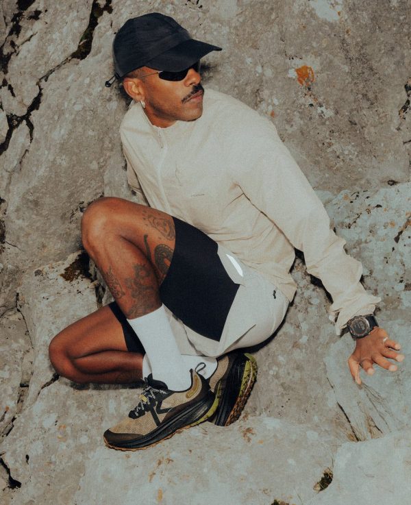 Men's Roam Trail Running Shoe  |  Black/Magnet